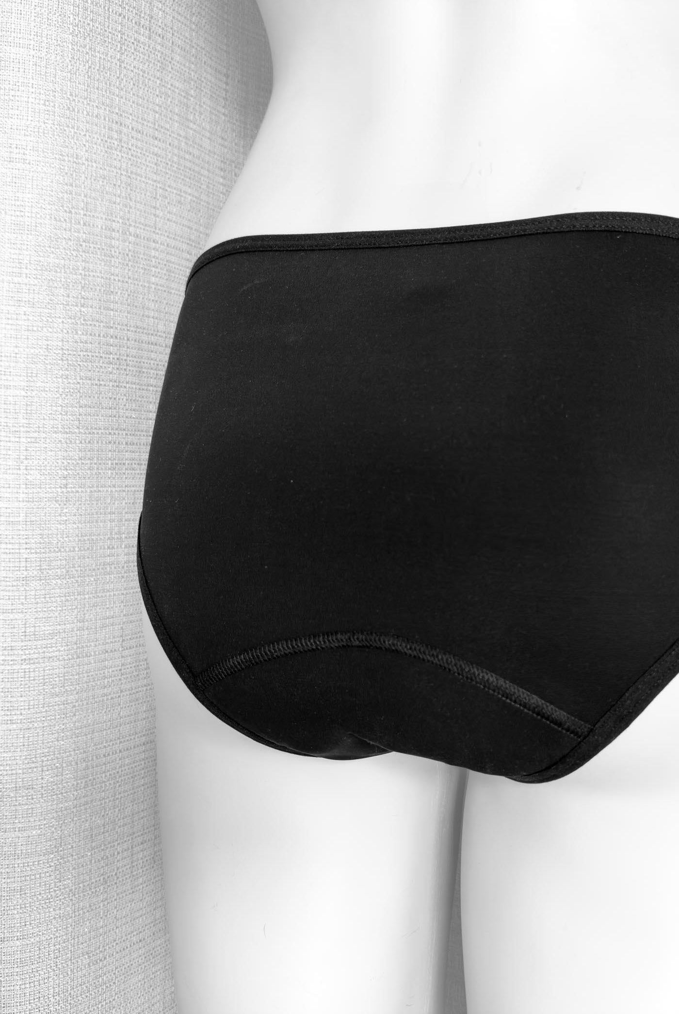 Period Slip Black Baccara Velvet - Slip mestruale | Dot76.it