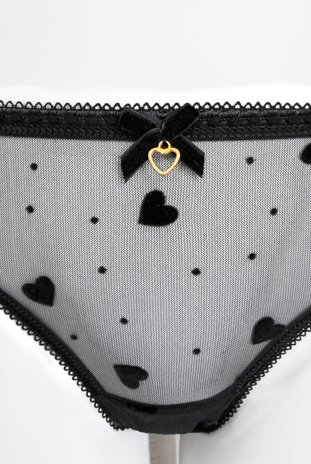 Brasiliana Black Baccara Velvet | Dot76.it