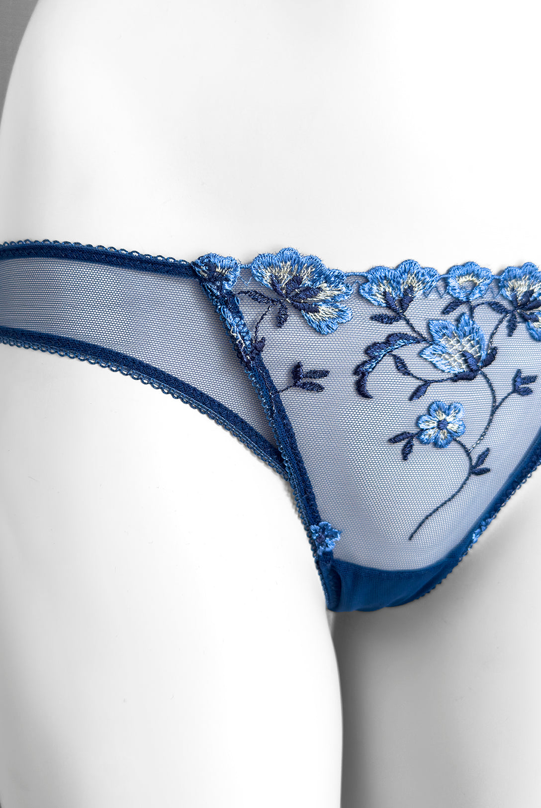 Brasiliana Dark Ortensia | Dot76.it