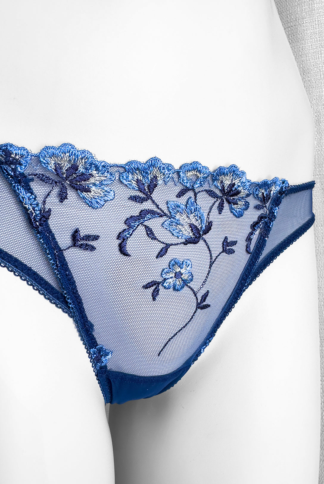 Brasiliana Dark Ortensia | Dot76.it