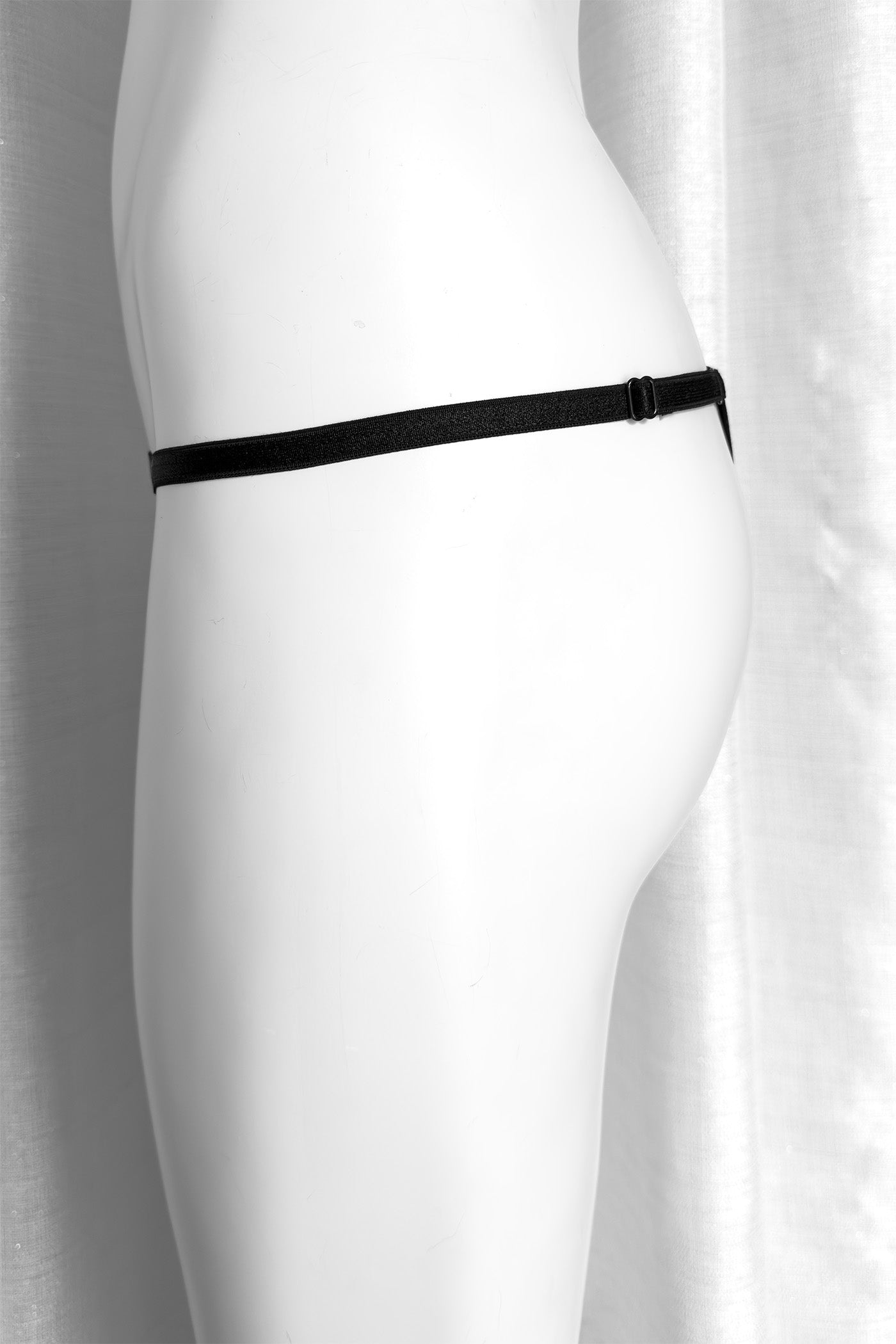Perizoma Regolabile Noir Desert Rose | Dot76.it