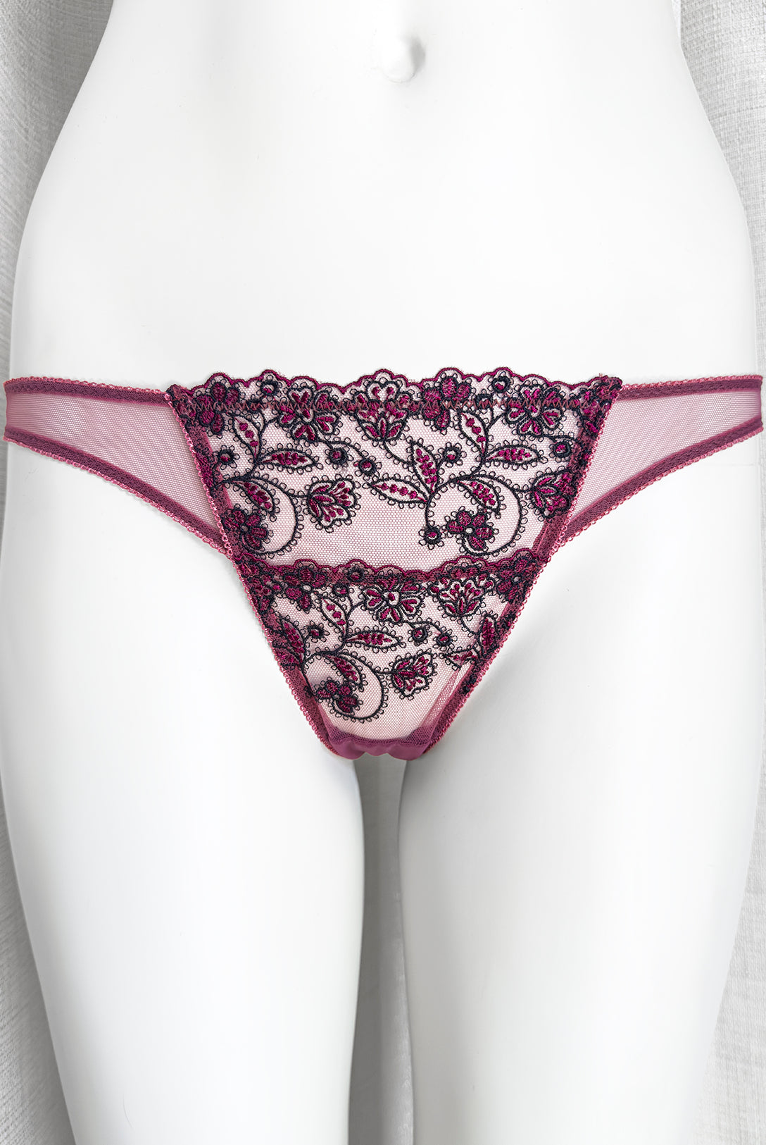 Brasiliana Erica | Dot76.it