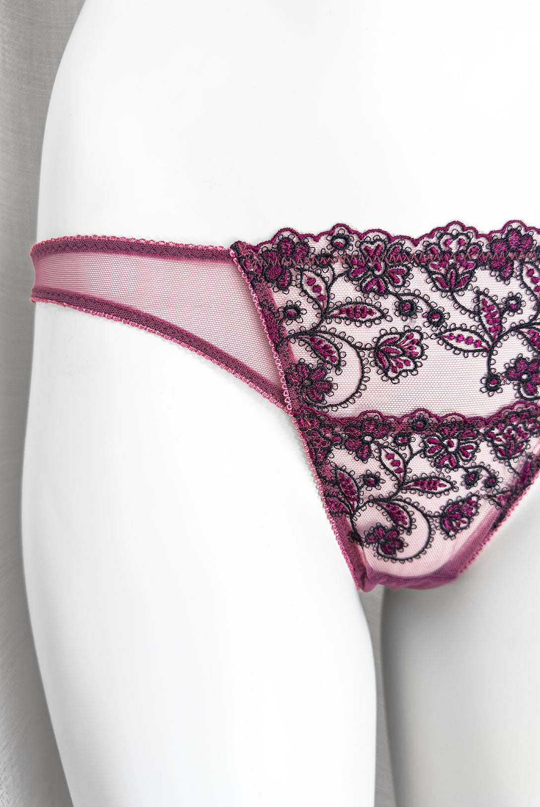 Brasiliana Erica | Dot76.it