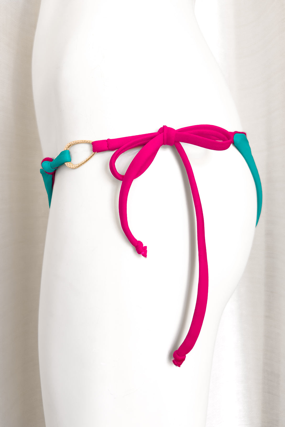 Tanga Eva | Dot76.it