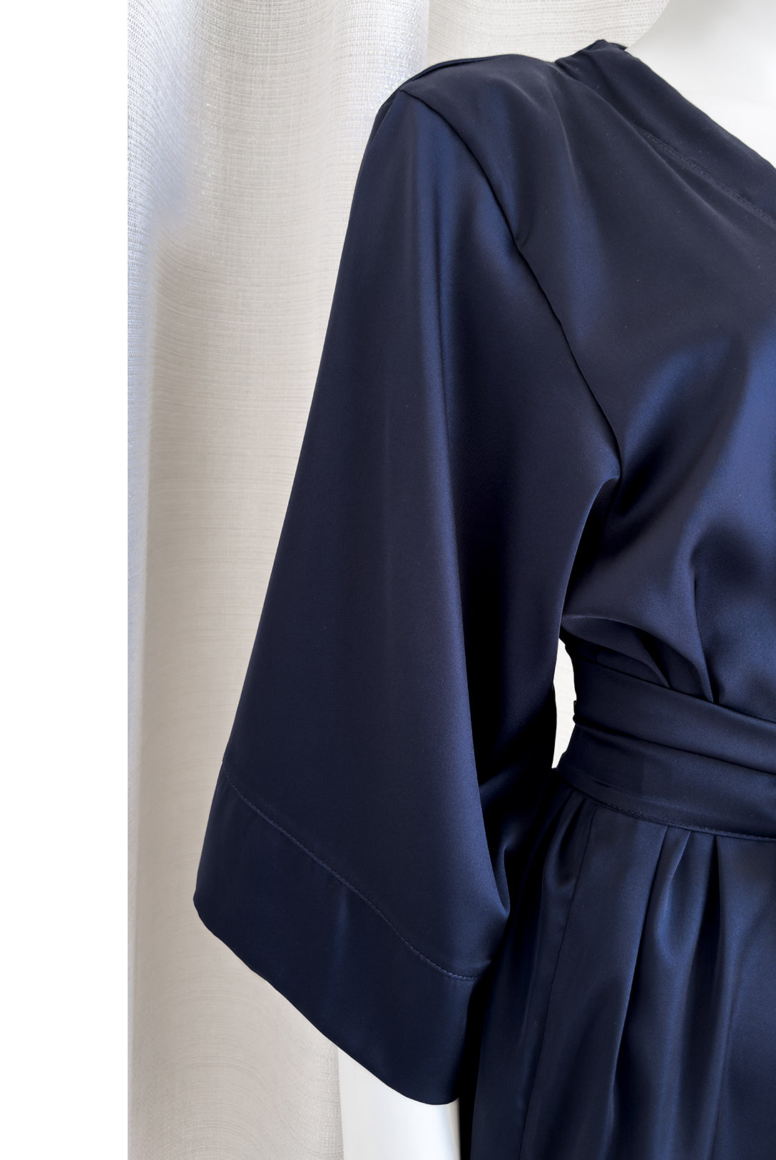 Kimono in raso Night | Dot76.it