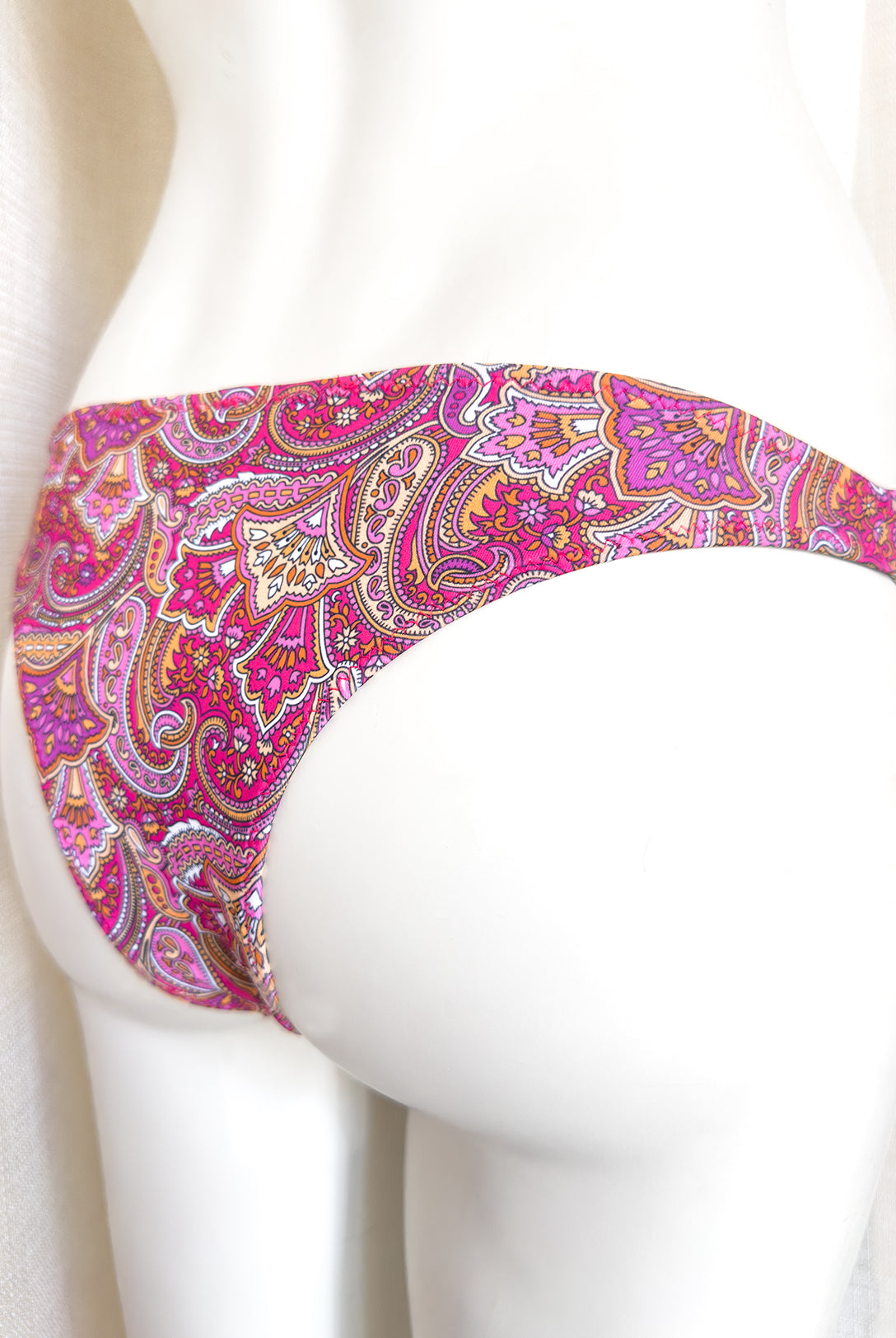 Brasiliana Bikini Kya Violet | Dot76.it