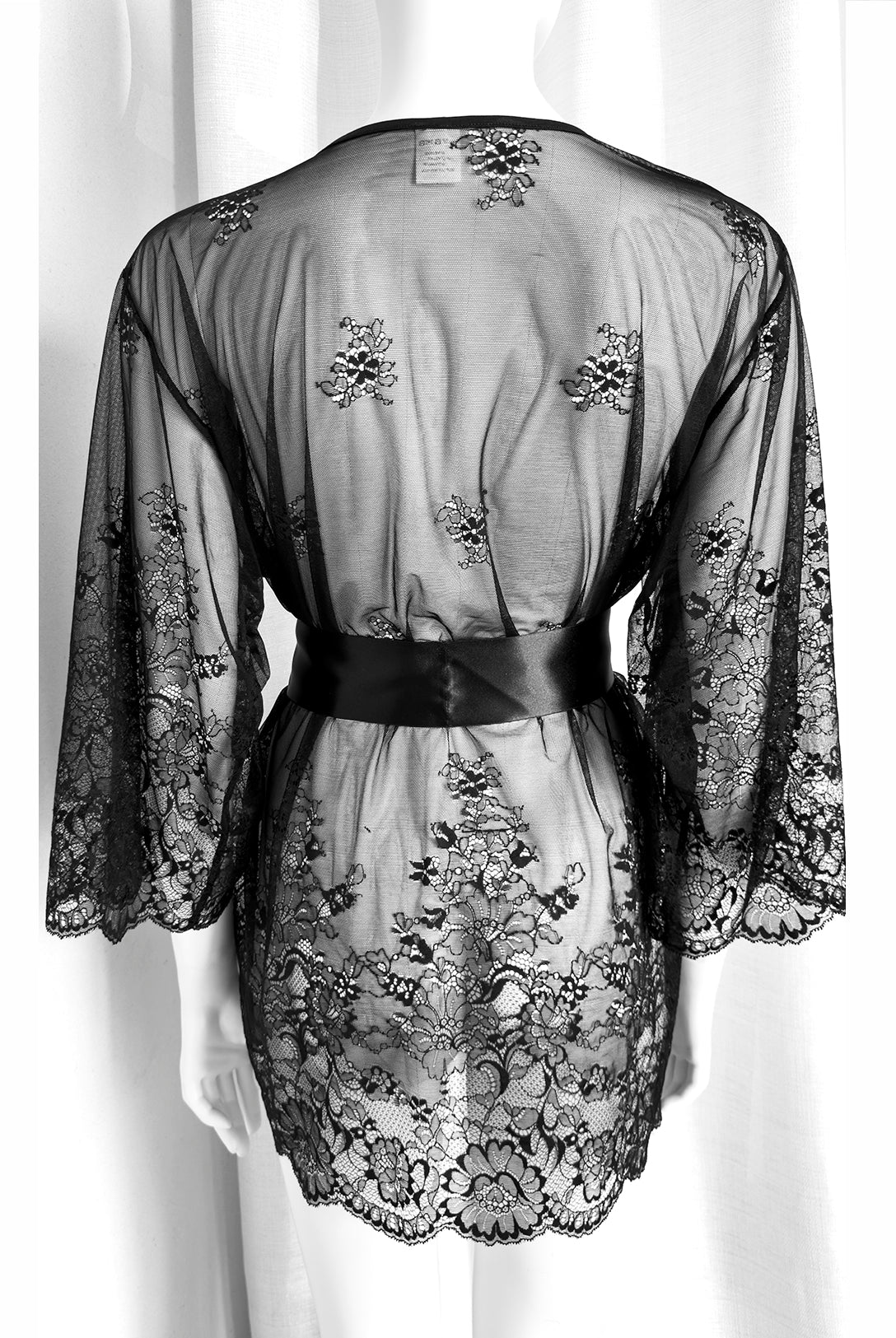 Kimono Lace Magnolia Exclusive | Dot76.it