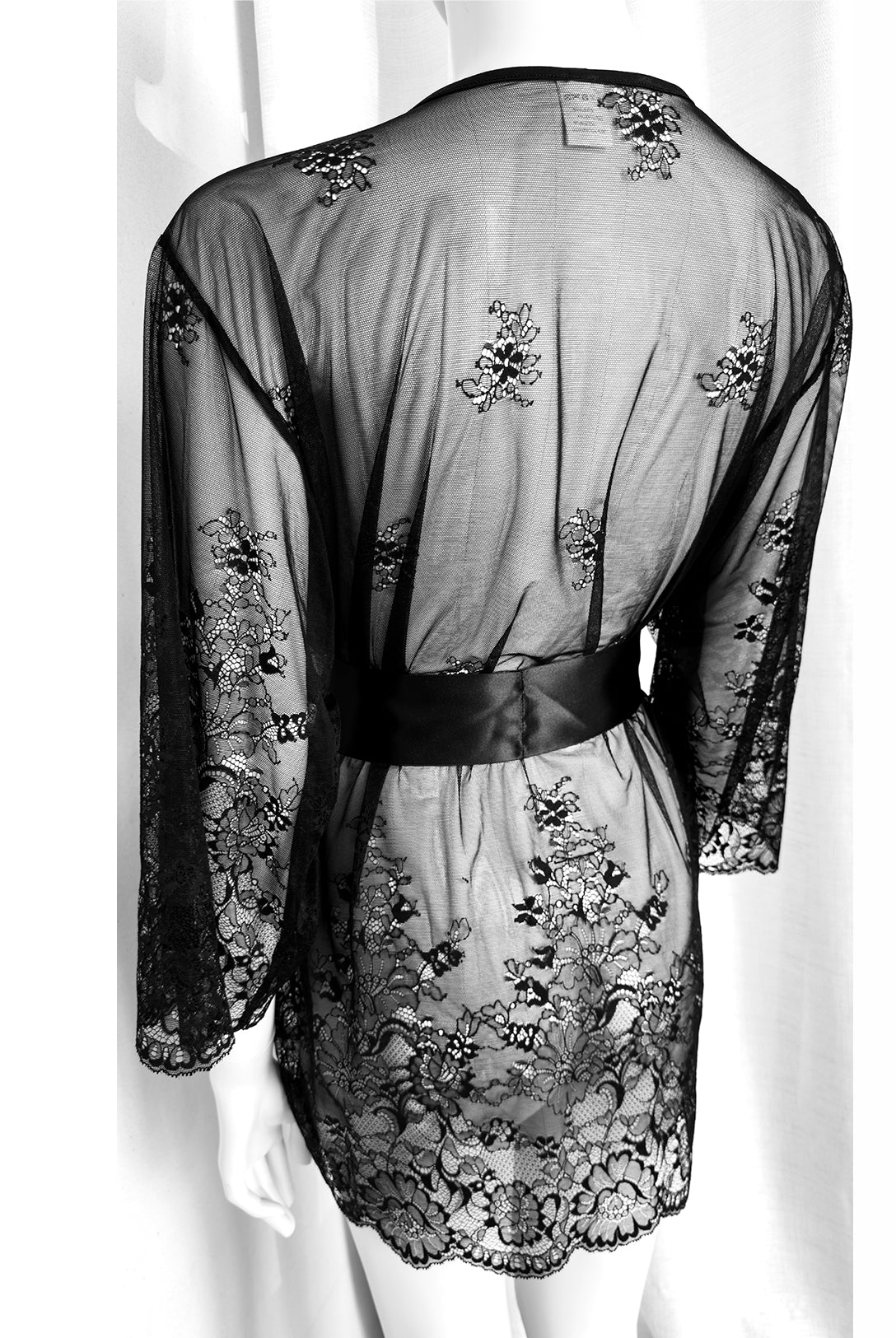 Kimono Lace Magnolia Exclusive | Dot76.it