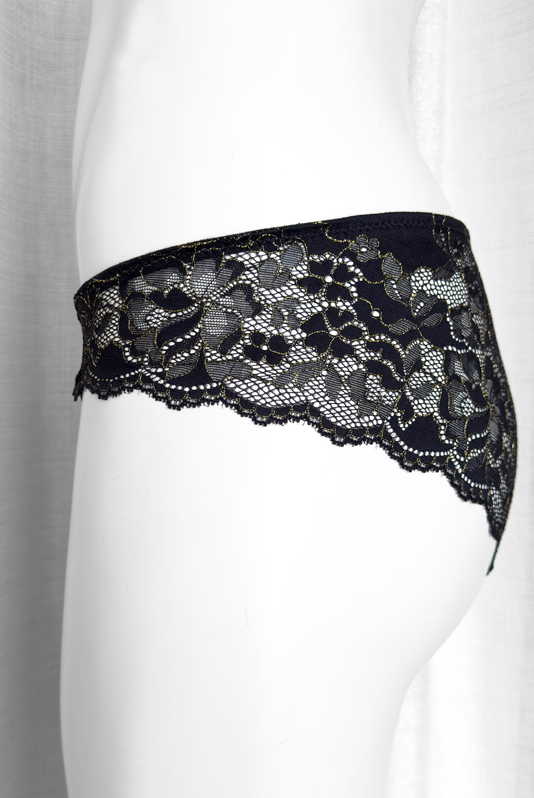 Slip Classic Magnolia Gold Touch - BlackEdition | Dot76.it