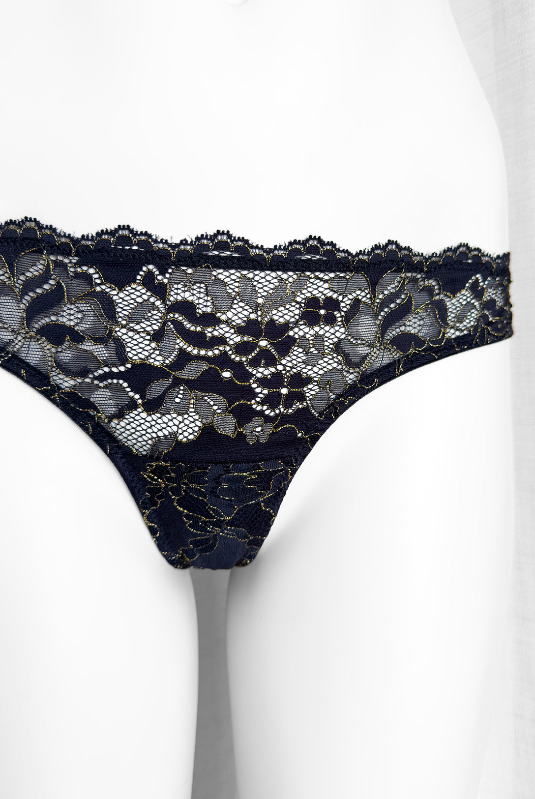 Brasiliana Magnolia Gold Touch - BlackEdition | Dot76.it