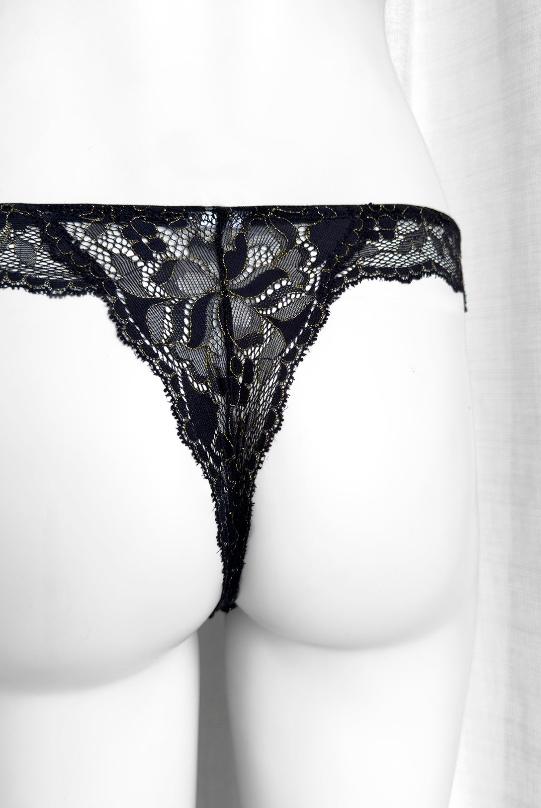 Brasiliana Magnolia Gold Touch - BlackEdition | Dot76.it