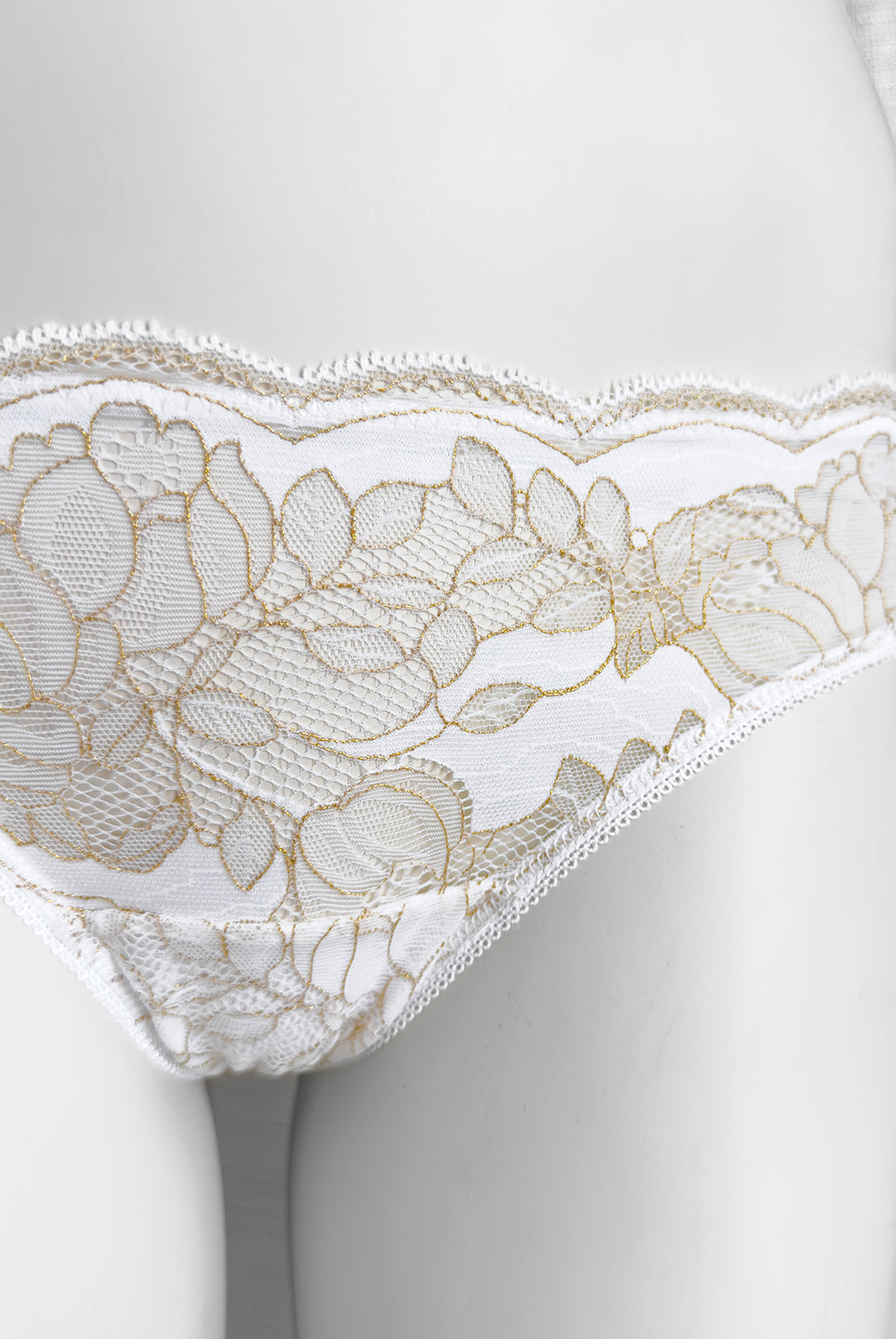 Brasiliana Magnolia Gold Touch | Dot76.it