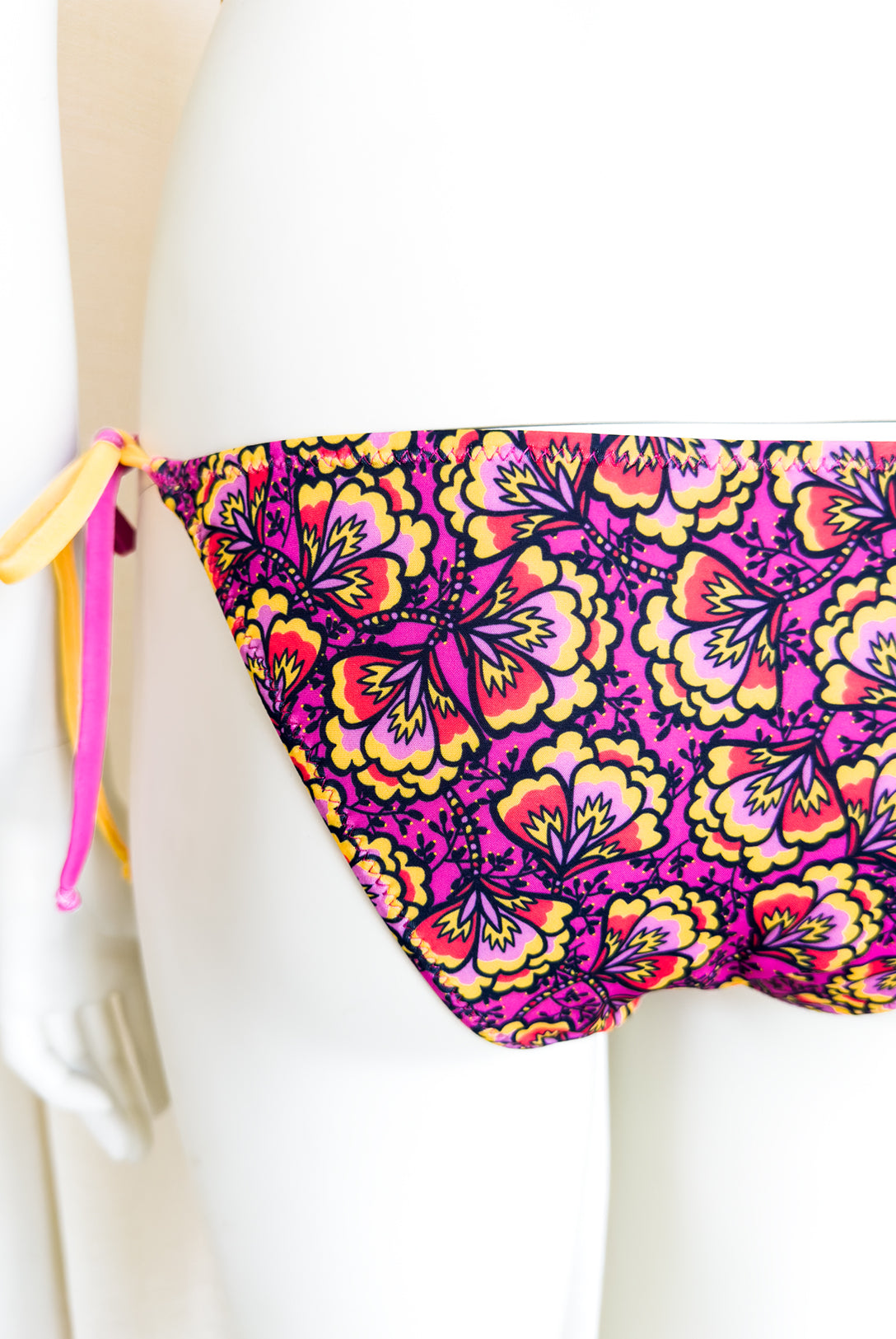 Tanga Bikini Carmen | Dot76.it
