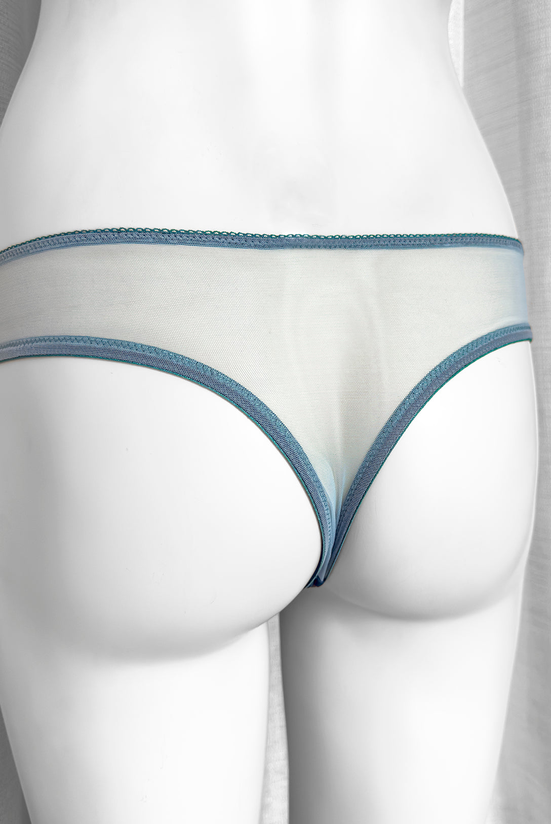 Brasiliana Sakura Elegance | Dot76.it