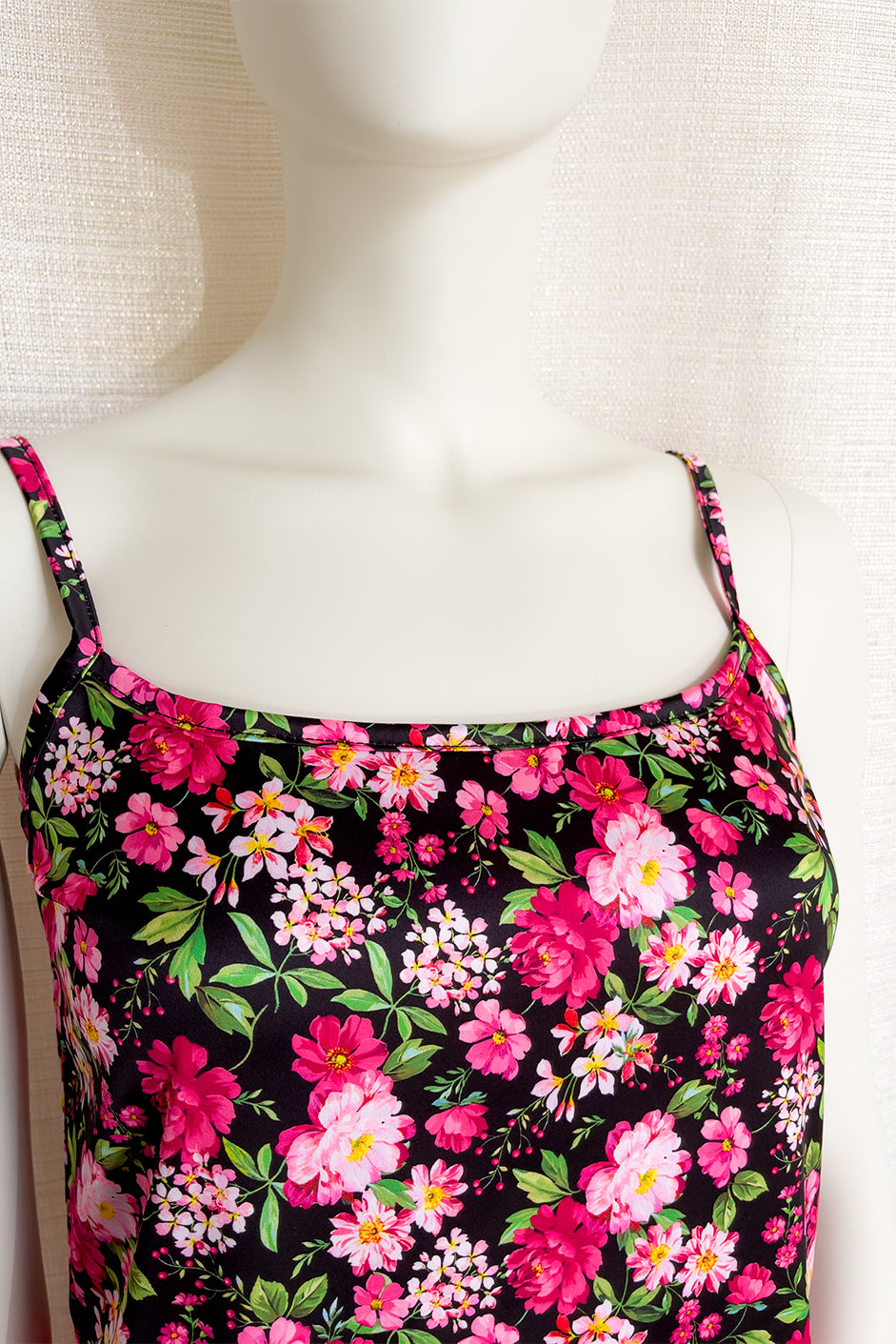 Canotta Black Sakura | Dot76.it