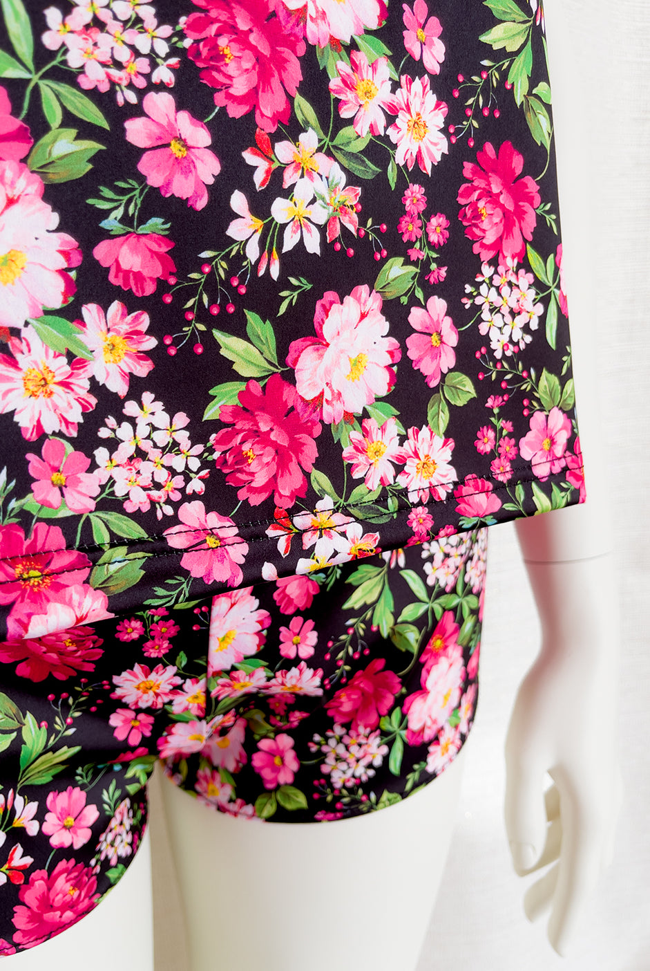 Canotta Black Sakura | Dot76.it