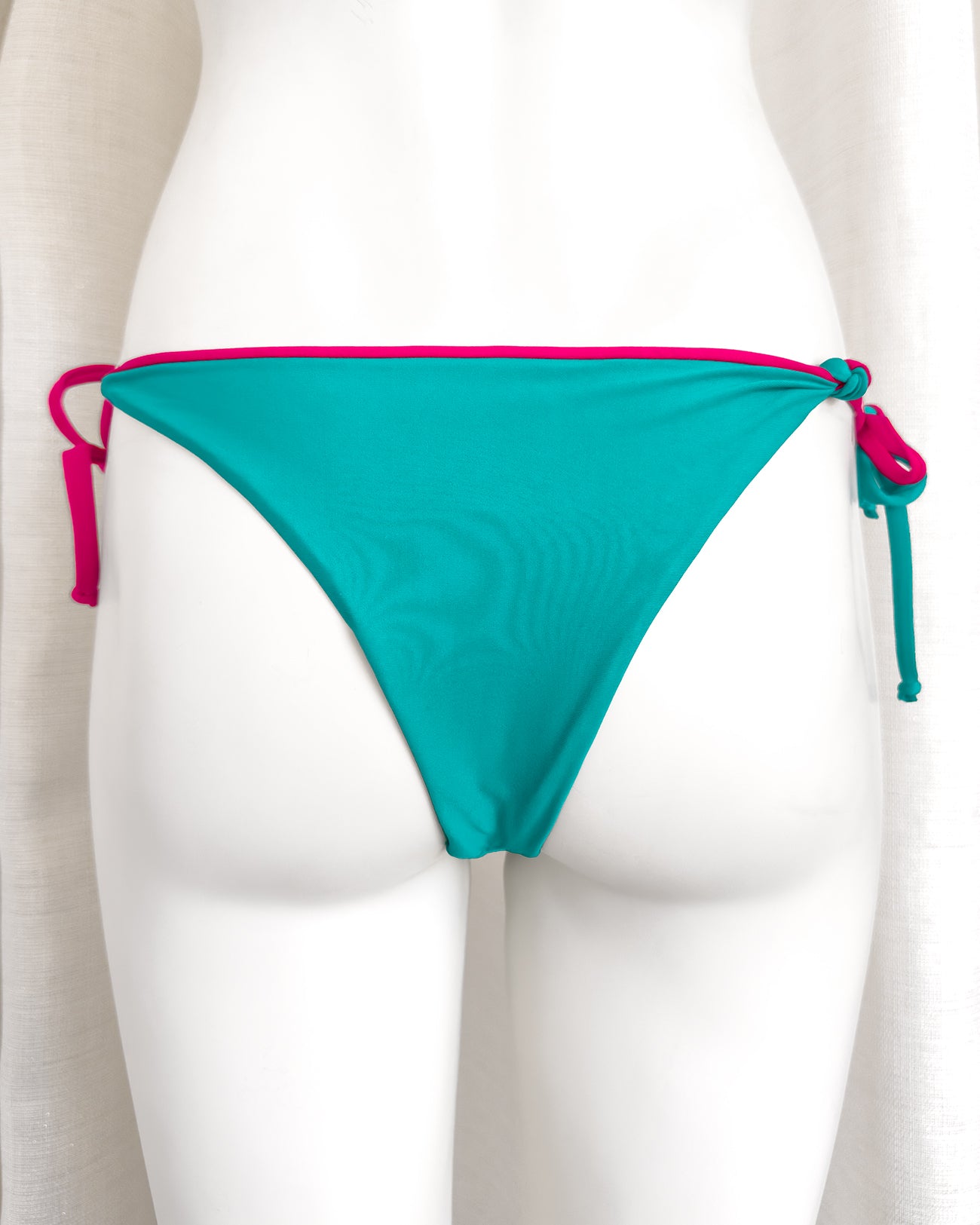 Brasiliana Eva | Dot76.it