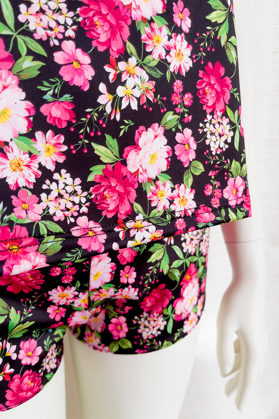Canotta Black Sakura | Dot76.it